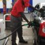 Eventuelle crise de carburat:  » il y a de carburant, le dépotage continu au port… », rassure Amadou Doumbouya, DG  de la SONAP