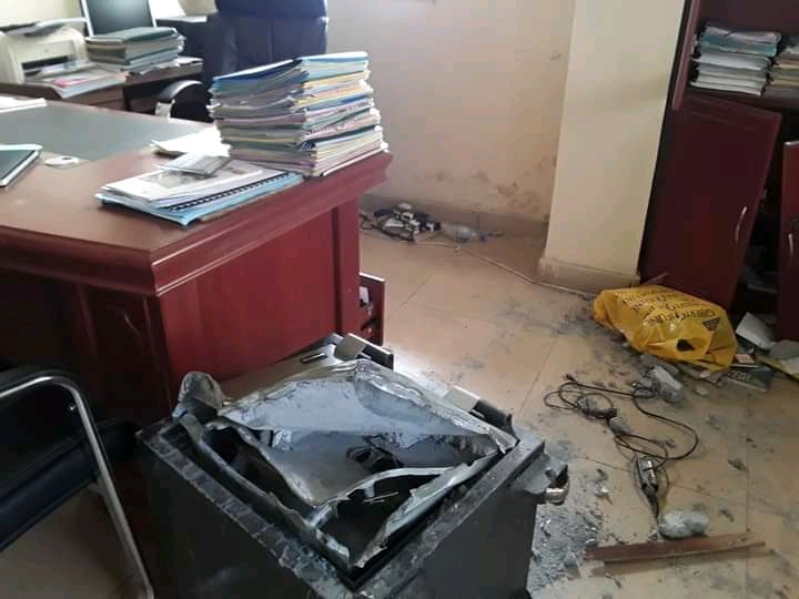 FB_IMG_16406206896048923