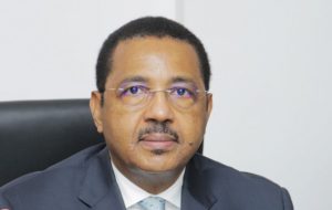 Le ministre de la Santé sur FIM FM : « Il n’y a pas de gel des fonds de l’ANSS… « , explique Mamadou Pèthè Diallo