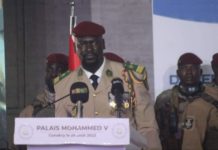 « Nous ne réculerons devant personne… », a averti Mamadi Doumbouya