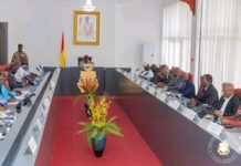 Col. Doumbouya relève « la lenteur des procédures administratives » (conseil des ministres)