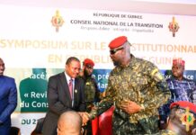 Colonel Doumbouya à Dr Dansa Kourouma: « Vous savez très bien qu’une Constitution mal ficelée, nous amène à reprendre…»