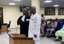 Guinée : le ministre de la justice, Charles Wright devant le barreau…