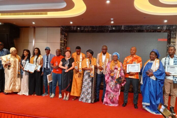 1733041817433-1068x715