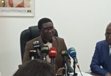 Alpha Seny Camara face à la presse : Avec ou sans appel, Dr Diané doit 125 milliards à l’Etat