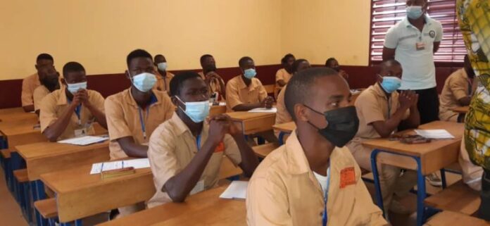 20210726-KALOUM-BEPC-COLLEGE-ELEVE-EXAMEN-1-768x354-1