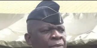 Gendarmerie nationale : le général Bienvenu Lamah, désormais inspecteur technique du Haut Commandement, présenté à la troupe