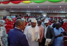 Rentrée parlementaire: Quand la lutte contre le plastique menace l’accès à l’eau potable en Guinée